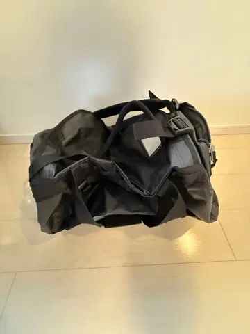 THE NORTH FACE 더플백 M 블랙 수납 가방 포함