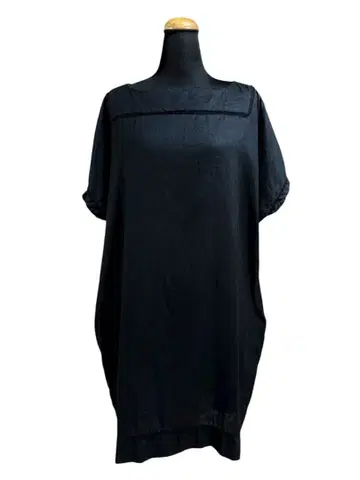 새상품급 네스트로브 튜닉 블랙 반팔 레이스