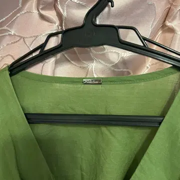 MilanOwen 밀라워엔 올리브 그린 랩 드레스 긴팔 원피스