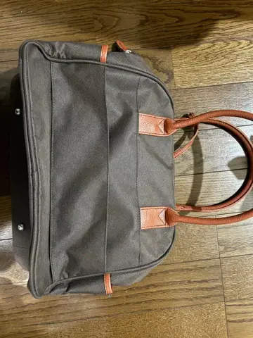 브라운 토트백 플라워 참 포함