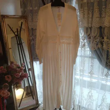 새상품급 미사용 새상품 쿨 카리안 롱 가디건 프리 사이즈