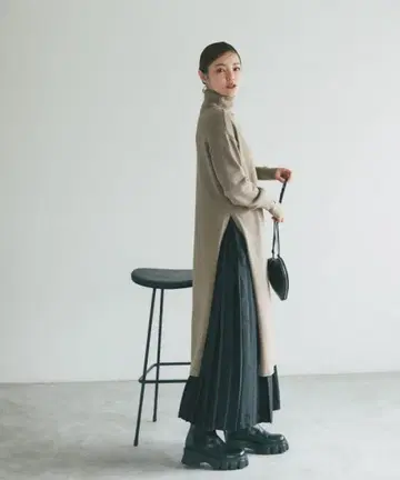 터틀넥 롱 슬릿 니트 원피스