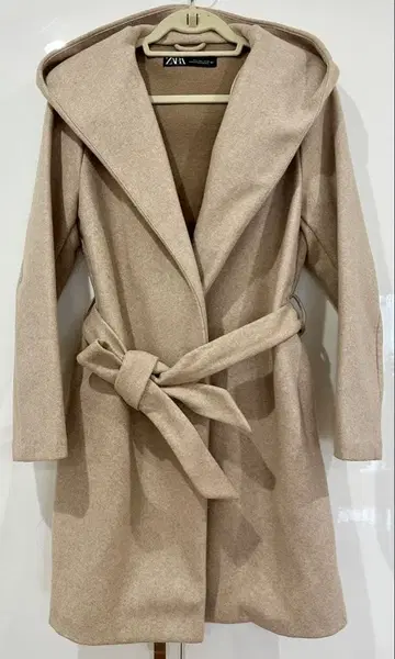 ZARA 후드 부착 베이지 코트 L