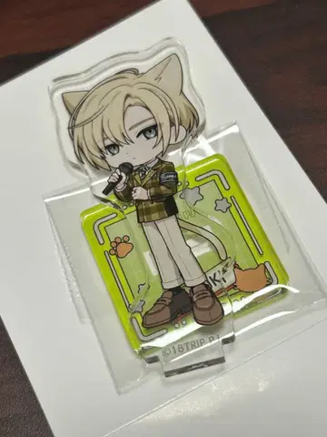 에이트리 18TRIP 마네키네코 콜라보 아크릴 스탠드 이키유키