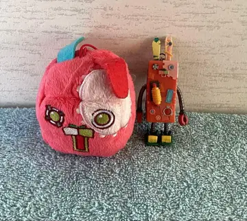 우사비치 메카넨코 스트랩&마스코트 2개 세트 중고