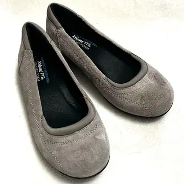 스케쳐스 메모리폼 릴랙스핏 와이드 3E 가죽 스웨이드