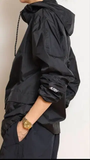 미사용 AUTRY 오토리 윈드브레이커