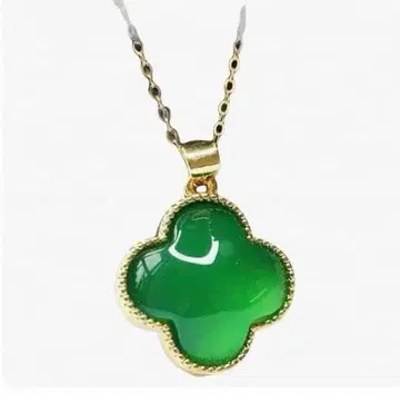 그린 컬러 클로버 펜던트 목걸이