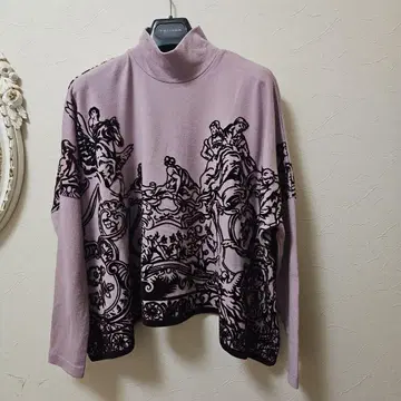 토쿠코 연보라 터틀넥 니트 상의