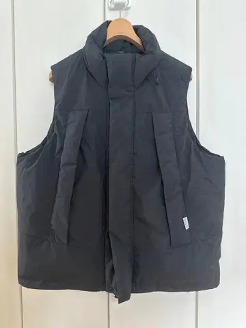 다이와 피어39 GORE-TEX 필드 다운 베스트