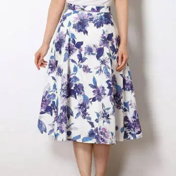 저스길리티 꽃무늬 스커트 M 사이즈 파랑 블루