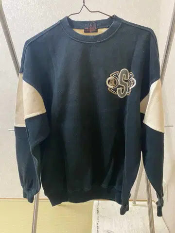 santa fe 맨투맨 트레이닝복 블랙 화이트