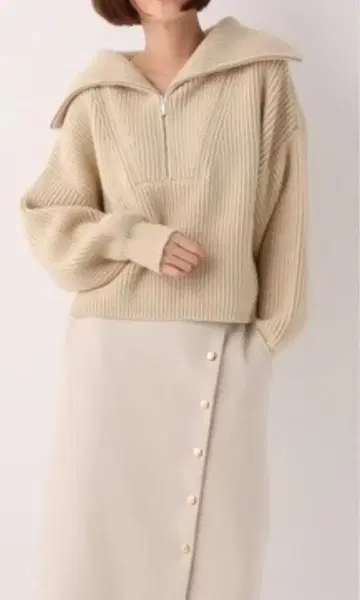 A part by 긴팔 니트