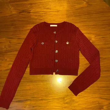 Chico 금장 버튼 케이블 숏 가디건 레드
