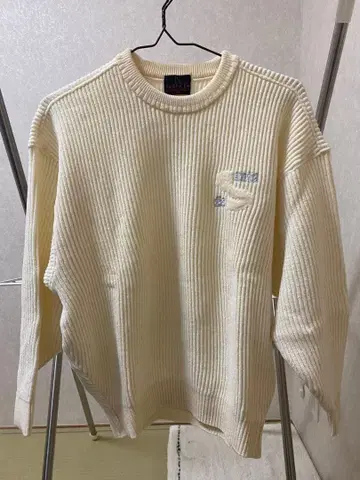 santa fe 아이보리 리브 니트 스웨터