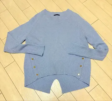 BARNYARDSTORM 라이트 블루 니트 스웨터