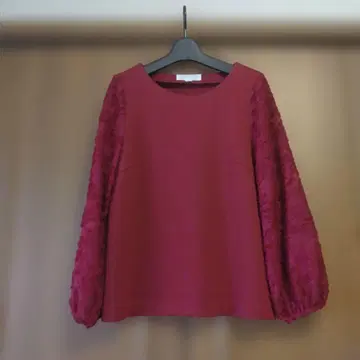 질스튜어트 자카드 상의 티셔츠 블라우스