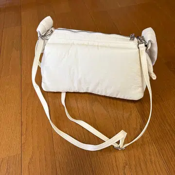 elendeek 화이트 숄더백