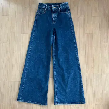 EPOCA 와이드 플레어 데님 블루