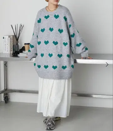 forksy. 오버 사이즈 리버서블 하트 니트 풀오버 긴팔