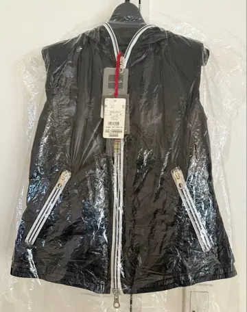 [ 미사용 새상품 ] 듀베티카 DUVETICA 다운 베스트 42