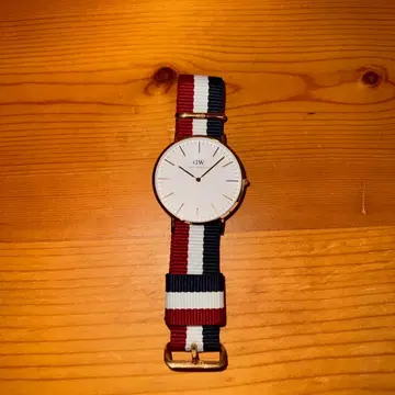 Daniel Wellington (다니엘 웰링턴)