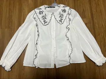 ZARA 화이트 코튼 자수 셔츠 카라 부착 블라우스 새상품급