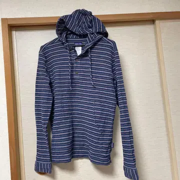 네이비 스트라이프 후드 부착 후드티