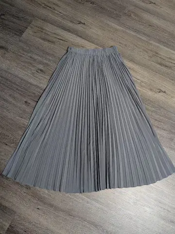 이에나 라부르클 플리츠 스커트