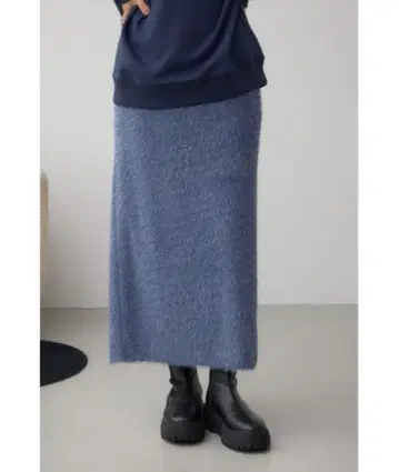 라메 샤기 타이트 스커트 AZUL BY MOUSSY