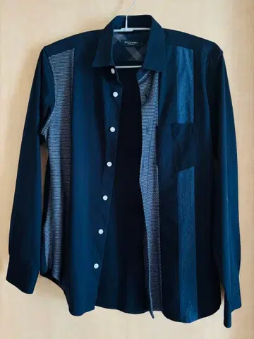 새상품급 BLACK LABEL 긴팔 셔츠