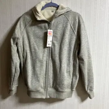 유니클로 히트텍 보아 스웨트 풀 집업 후드티 M 사이즈