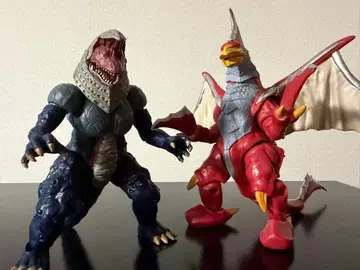 괴수 피규어 골자 멜바 2체 세트