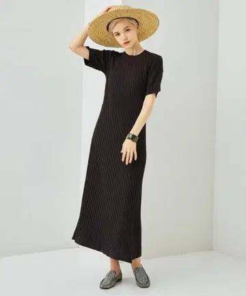 STUDIOUS 리브 어레인지 니트 원피스