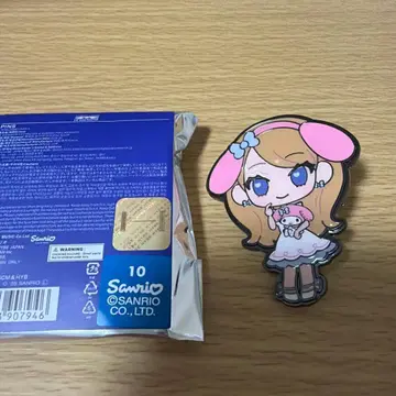 LESSERAFIM 사쿠라 마이멜로디 쿠로미 핀즈