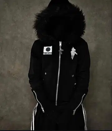 ARCHIVE 블랙 퍼 후디