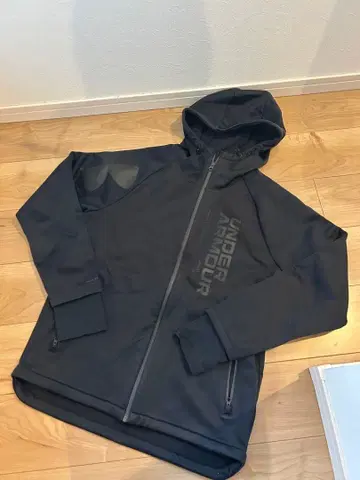 UNDER ARMOUR 후드 부착 저지 블랙 LG