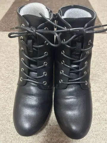 PINK-latte 핑크라떼 숏부츠 24cm~24.5cm