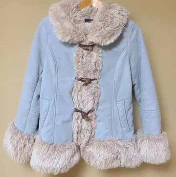 레스트로즈 코트