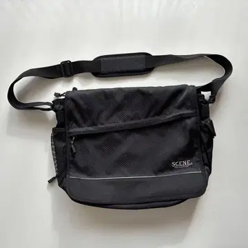 SCENE 블랙 숄더백