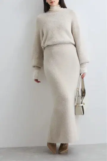 vis 베이지 라메 니트와 스커트