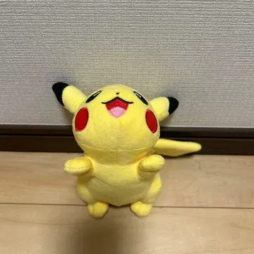 피카츄 봉제 인형
