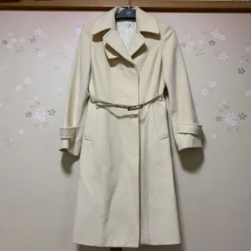 DEUX 아이보리 롱 코트 벨트 포함