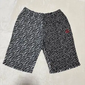 y110919 ANARC of hex 숏팬츠 하프 팬츠 제브라 L