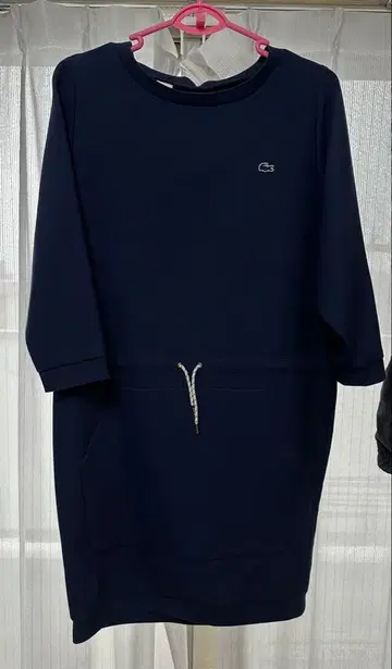 Lacoste 네이비 드로우 스트링 원피스