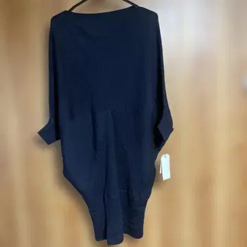 택 포함 미사용 새상품 Edit 네이비 리브 니트 5부 소매