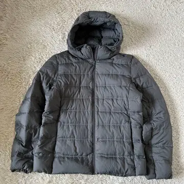 유니클로 울트라 라이트 다운 자켓 심리스 후드티 후드 페더