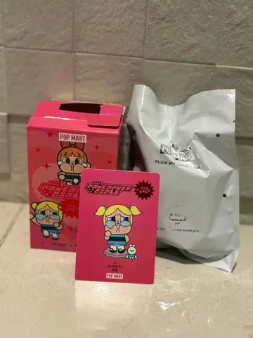 POP MART CRYBABY 버블 피규어