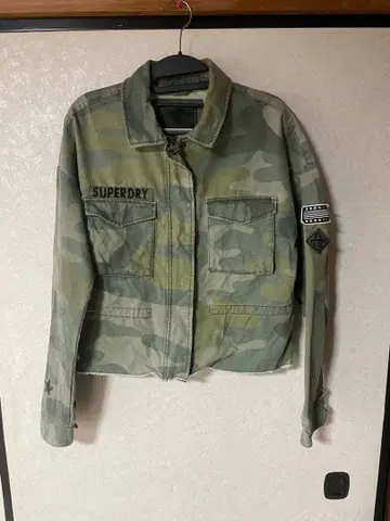 SUPERDRY 카모플라쥬 밀리터리 자켓