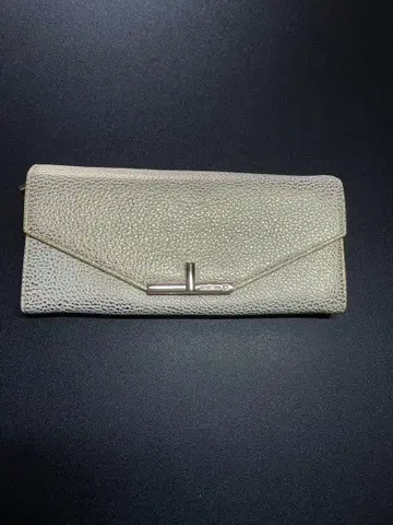 AGATHA 아이보리 장지갑